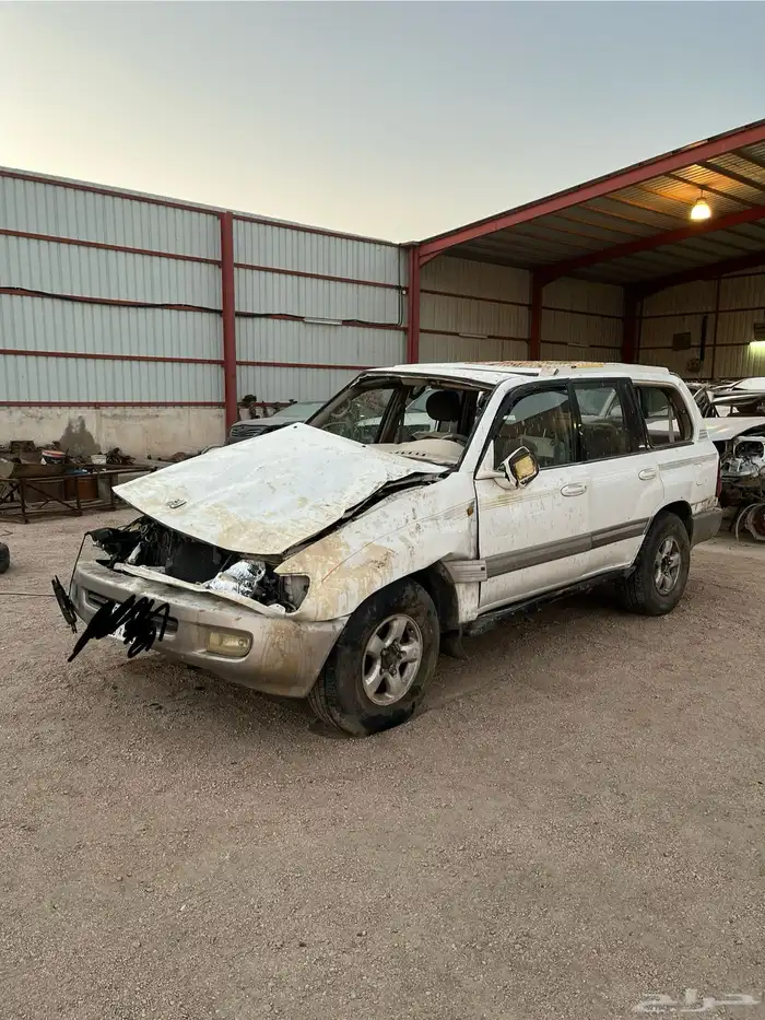 لاندكروزر مديل 2000 0