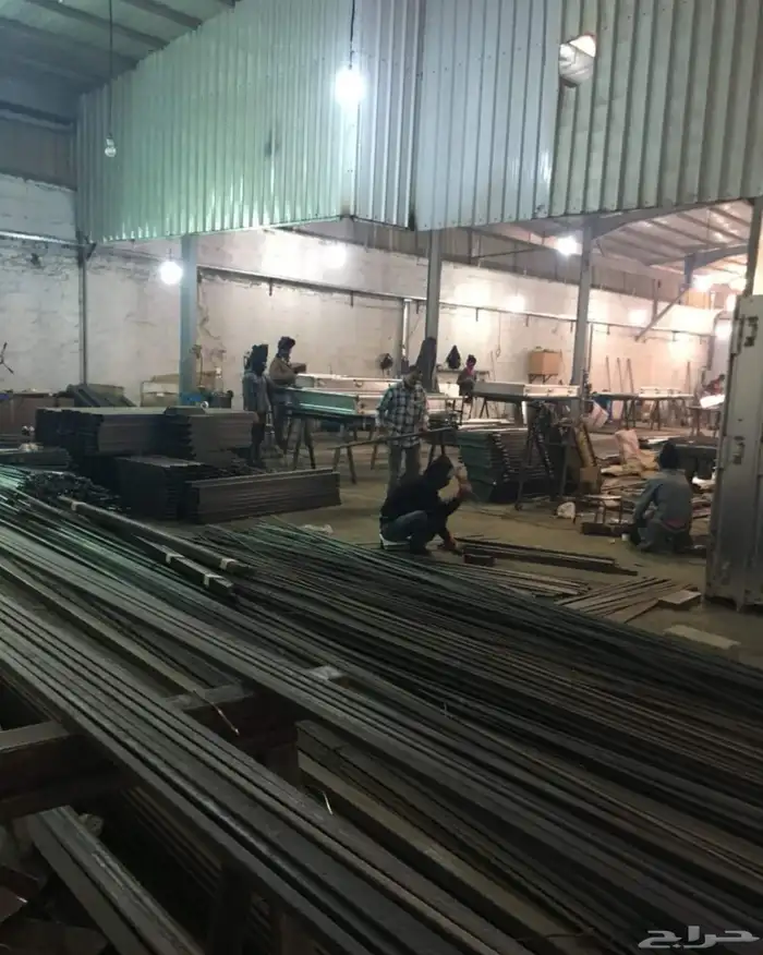 تفصيل أبواب حديد ودربزين سلالم وشبابيك حماية مع تركيب وضمان 31