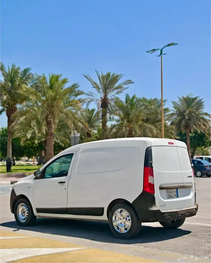 فان رينو دوكر 2021 كاش او اقساط 15