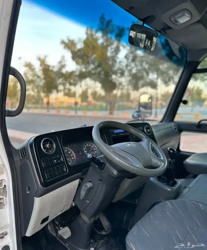 هونداي باص كونتي ركاب موديل 2023 قير عادي ديزل 10