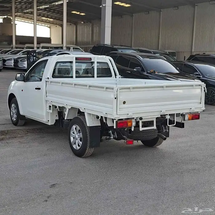 ايسوزو ديماكس غمارة جوانب 2025 السعر 73 الف شامل الضريبه 3