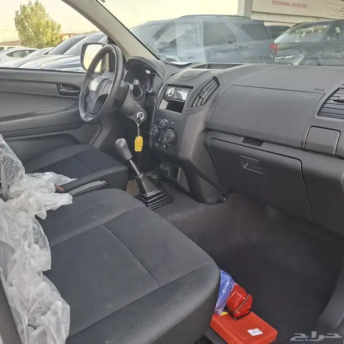 ايسوزو ديماكس غمارة بدون دبل 2025 السعر 73 الف شامل الضريبه 13