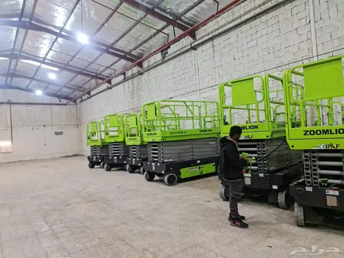 يوجد لدينا كرينات ورفعات شوكيه مالفت فركلفت سيزر لفت للايجار 5