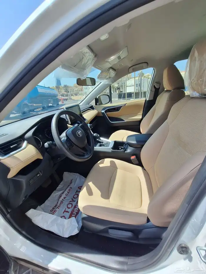 تويوتا راف فور هايبرد 2024 5