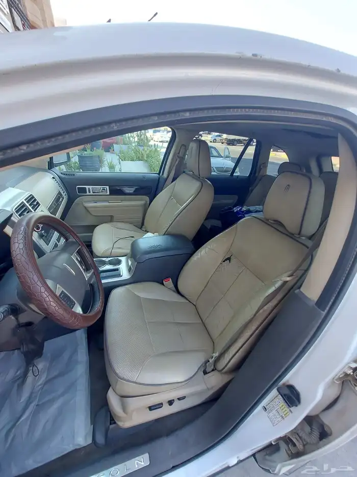 السلام عليكم ورحمة الله اعرض لكم سيارة فورد لينكولن MKX 2009 6