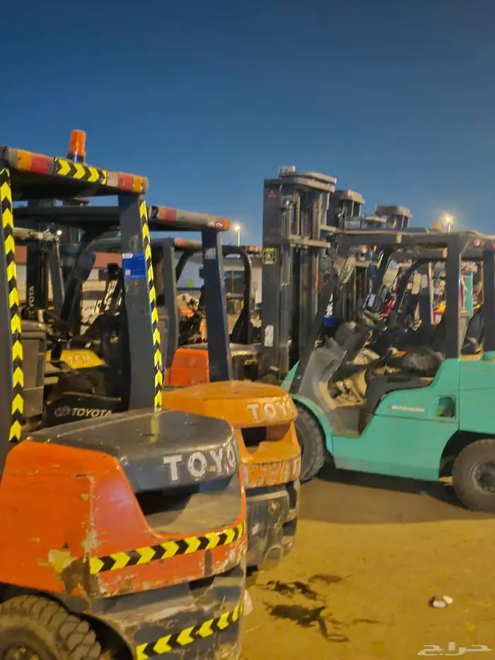 ايجار رافعات شوكيه فوركلفت رافعه شوكيه للايجار يومي شهري 7