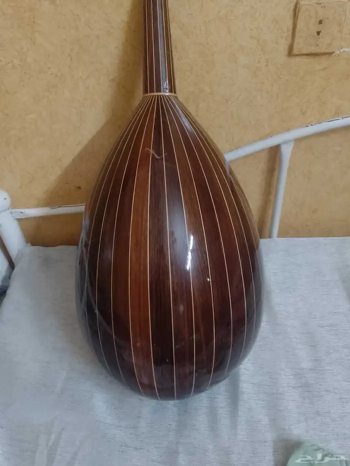 الالة العود الموسيقيه للبيع. معا تعليم الالة العود 0