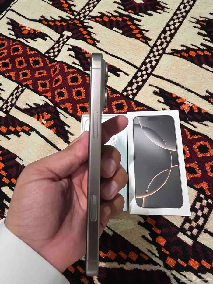 ايفون 16 برو ماكس 256 4