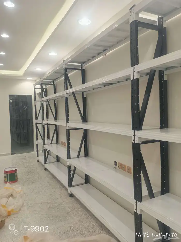 رفوف مستودعات.رفوف مكاتب عمق 40 رفوف صيدليات .بضاعع.جوده.واس 0