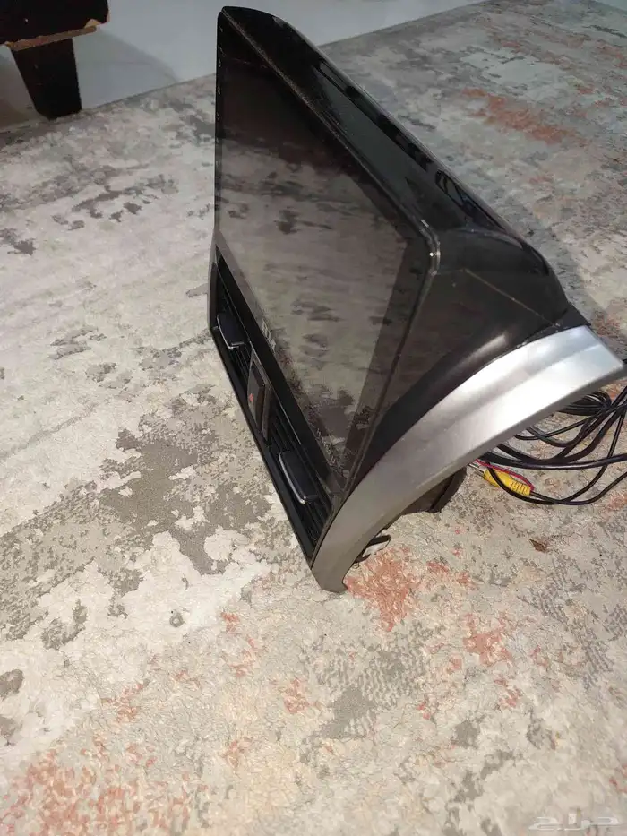 شاشة يارس رود ماستر الأصلي 1