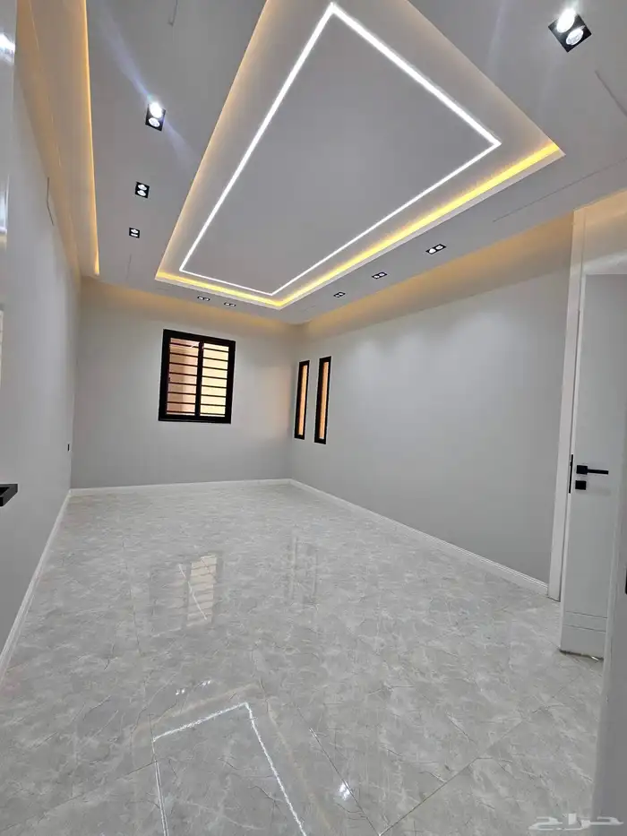 شقق علويه ب الموسي بجانب المدارس وجميع الخدمات 5