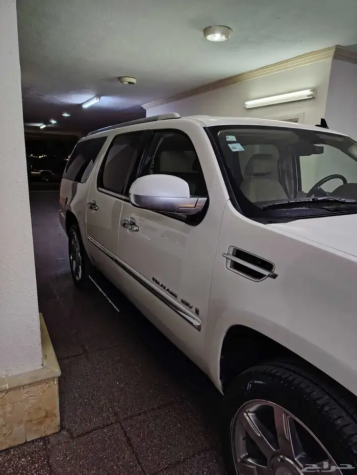 كاديلاك اسكاليد 2008 للبيع 13