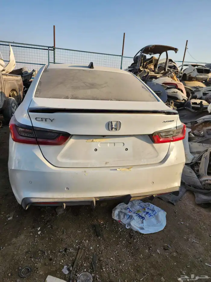 هوندا سيتي موديل 2024 تشليح قطع غيار 9