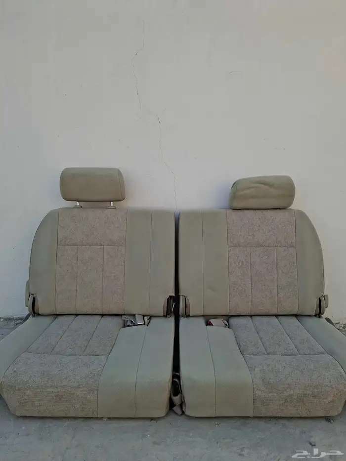 مراتب لاند كروزر خلفية 2008 0