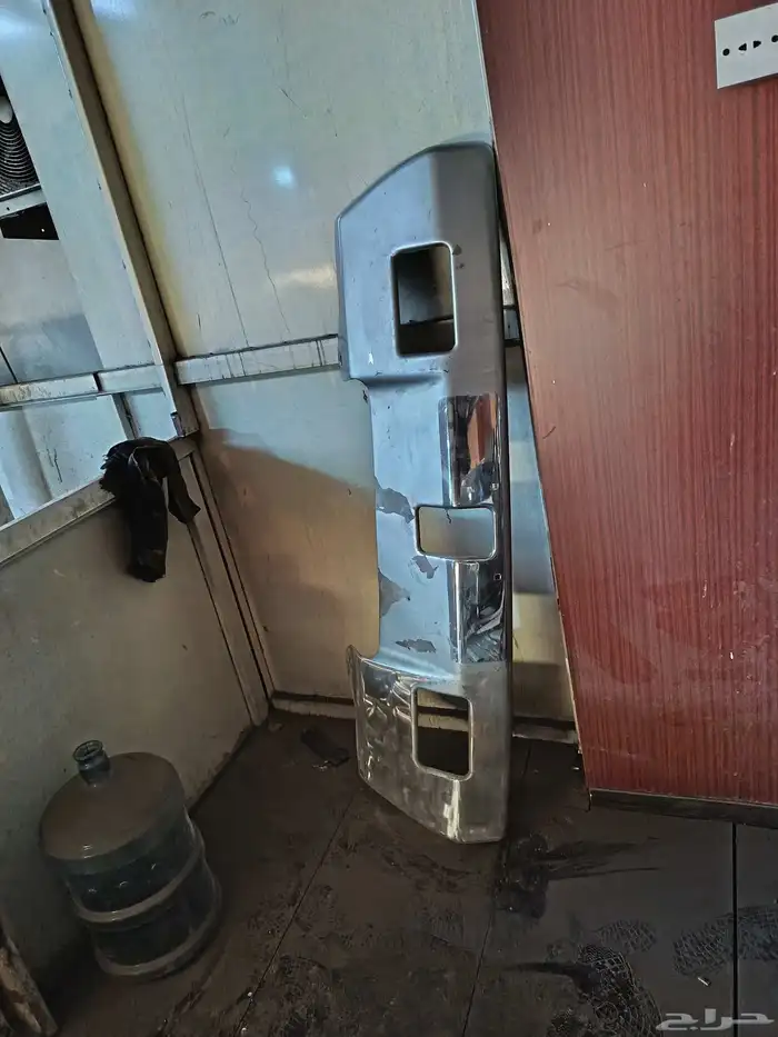 للبيع صدام امامي مع دعامات جانبية همر اتش 2 5