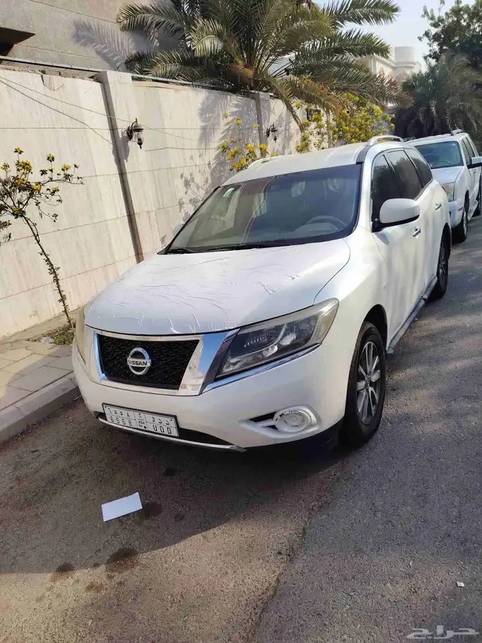 نيسان باثفايندر 2015م 2