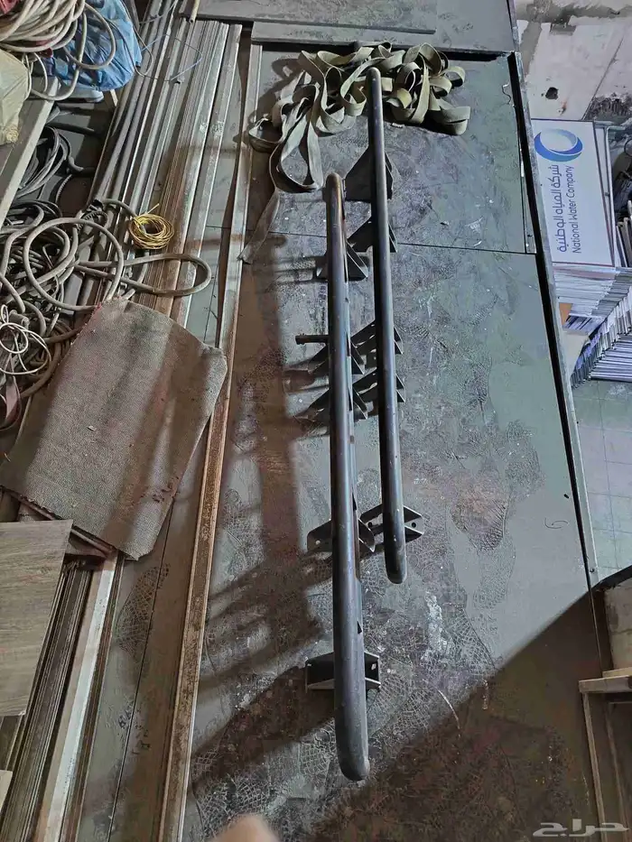 للبيع صدام امامي مع دعامات جانبية همر اتش 2 2