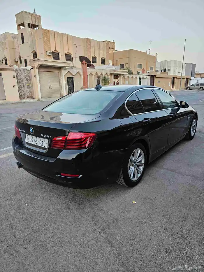 بي ام دبليو BMW 520t 3