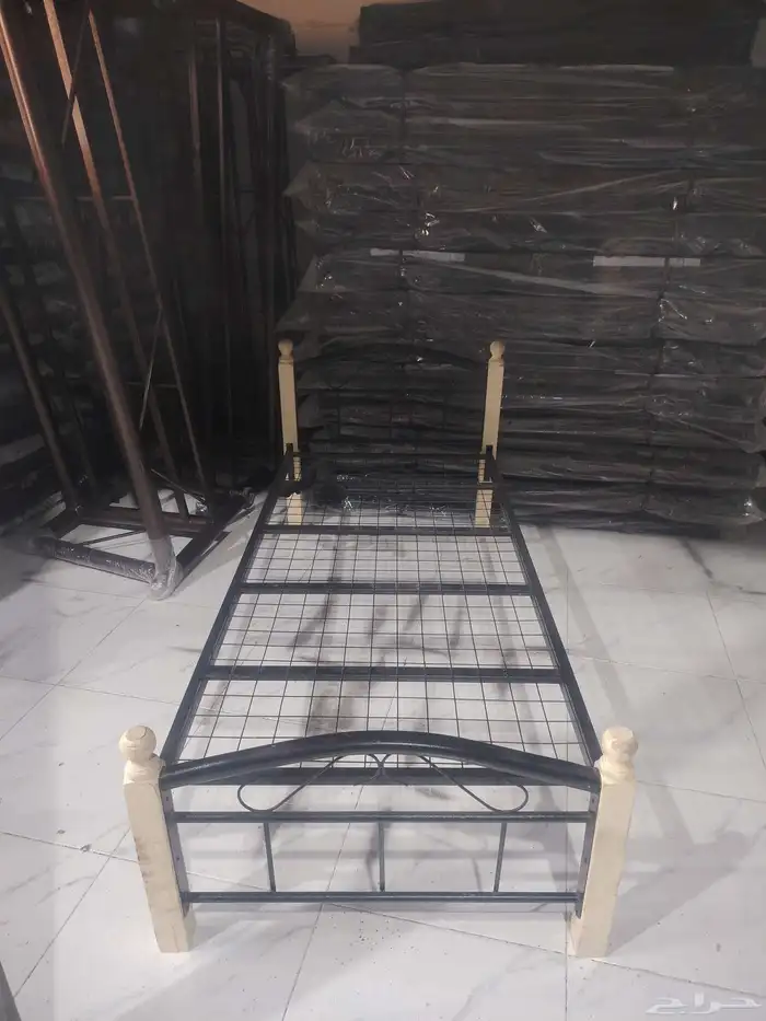 السلام علي م سرير نفر ونص سريركم نفر واحد 1