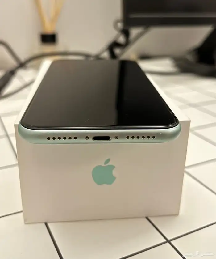 آيفون 11 64 قيقا 2