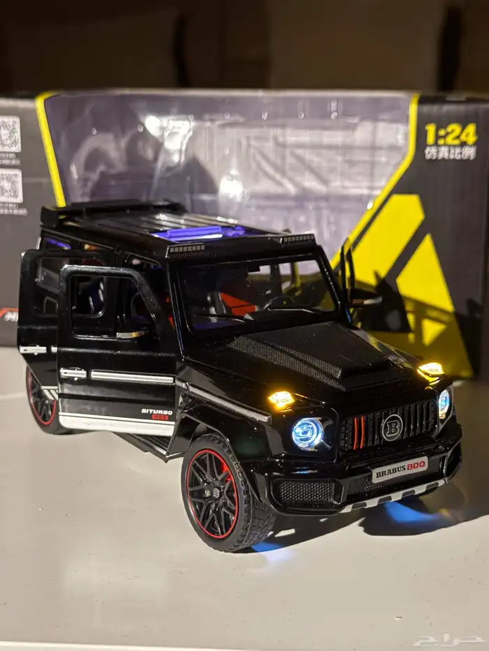 مجسم سيارة BRABUS 800 3