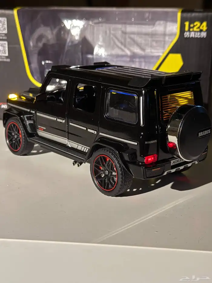 مجسم سيارة BRABUS 800 1