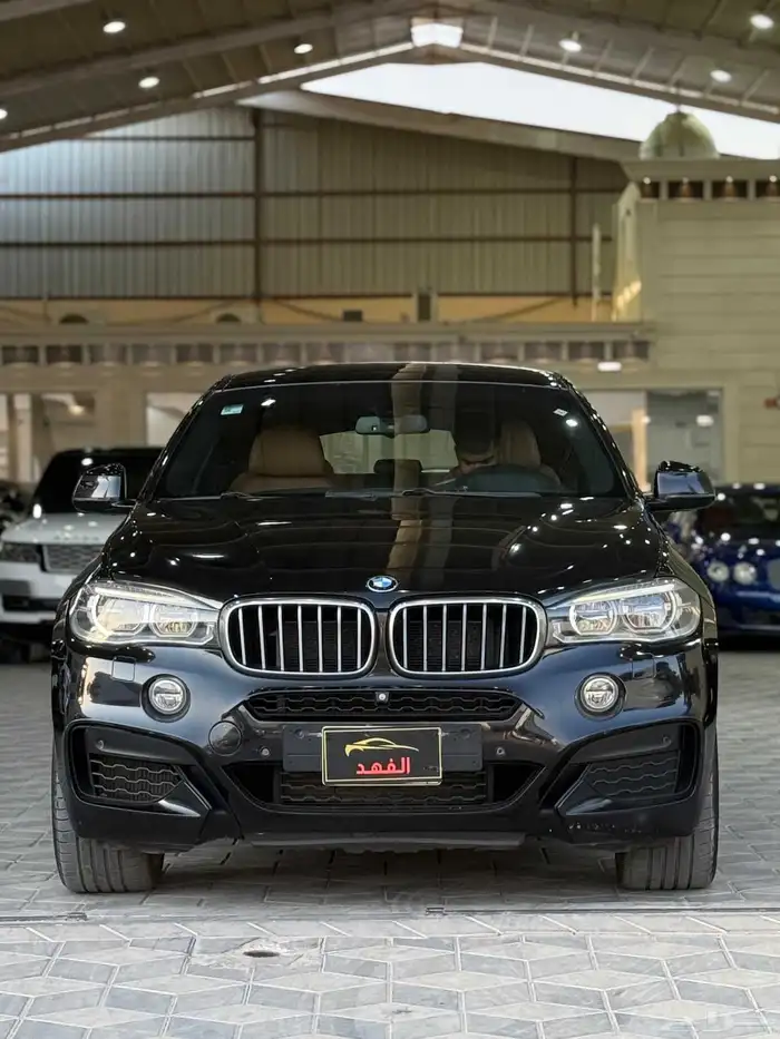 بي ام دبليو - 2016 - X6 - فل كامل - 8 سلندر 3