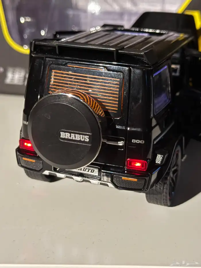 مجسم سيارة BRABUS 800 7
