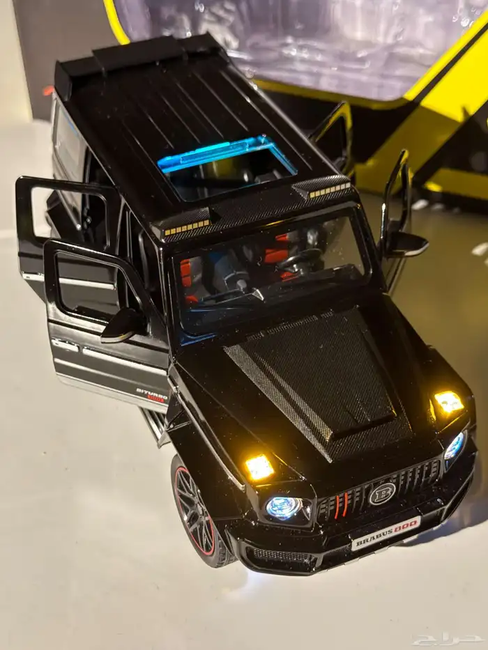 مجسم سيارة BRABUS 800 2