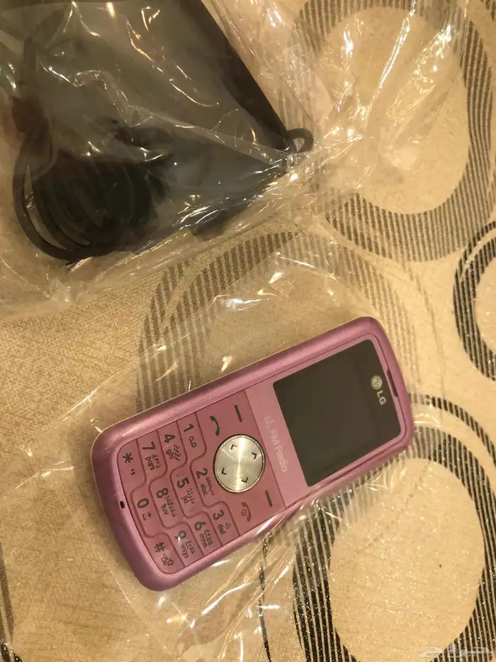 جوال LG القديم الأصلي نظيف جدا كرت شغال وشبكته قوية جدا 7