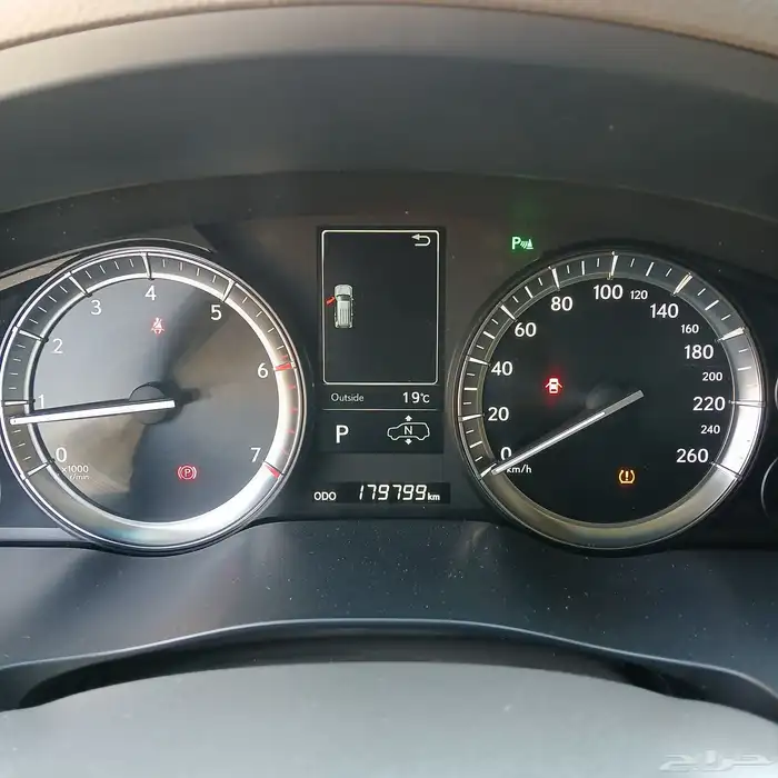 جيب لكزس LX570 S موديل 2016 سعودى - ممشى قليل 10