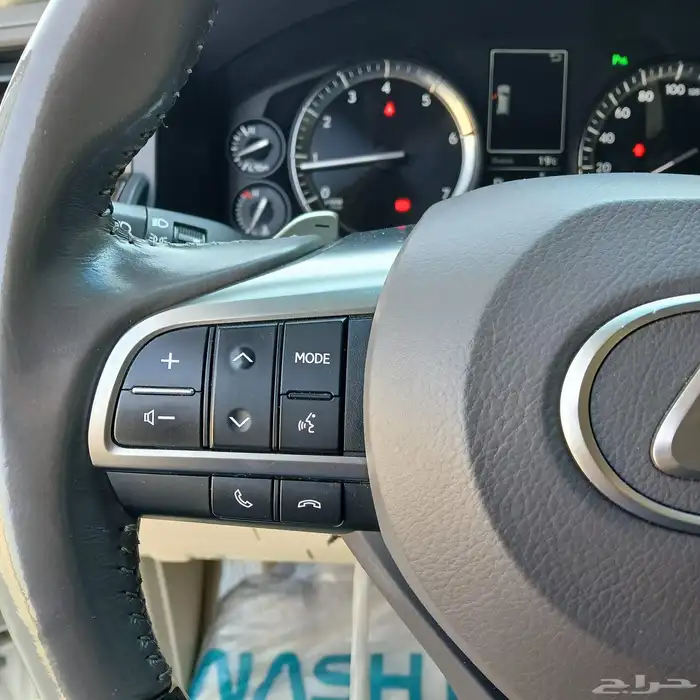 جيب لكزس LX570 S موديل 2016 سعودى - ممشى قليل 24