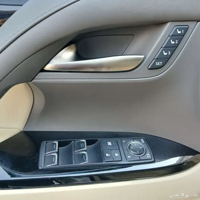 جيب لكزس LX570 S موديل 2016 سعودى - ممشى قليل 18