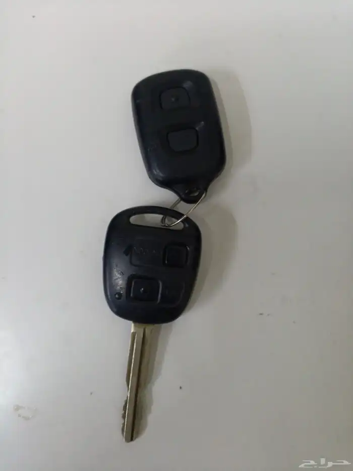 مفتاح جيب لاند كروزر 2002 0