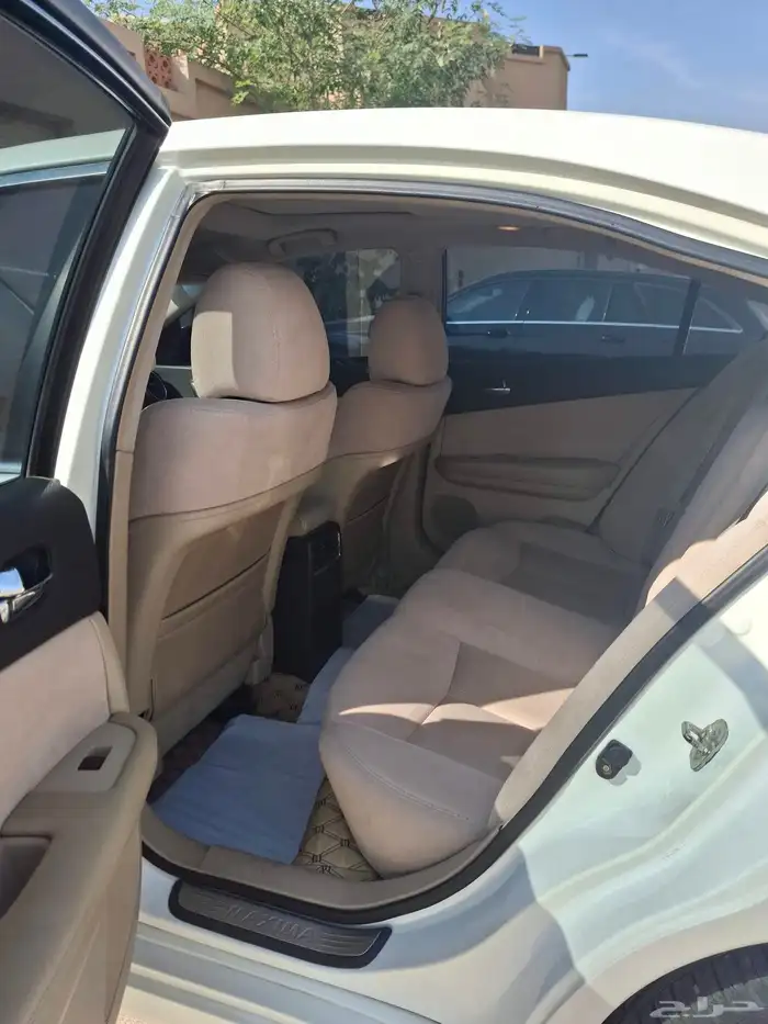 نيسان مكسيما 6