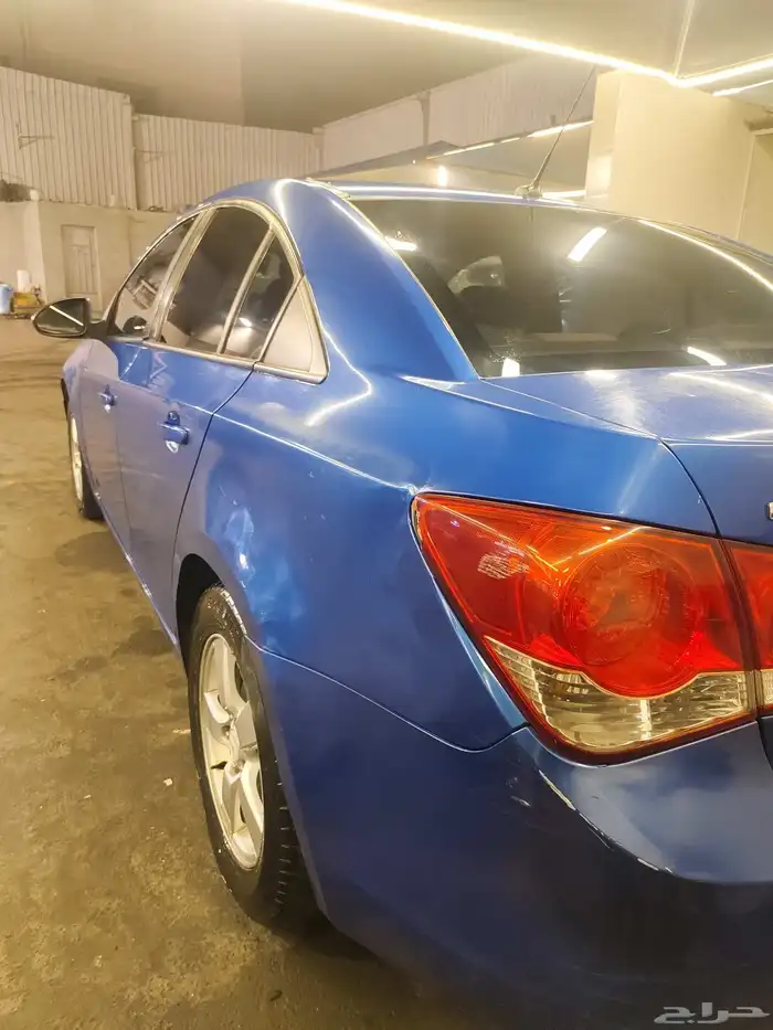 Chevrolet Cruze 2012 Ac ok engine is good ..body is good 4