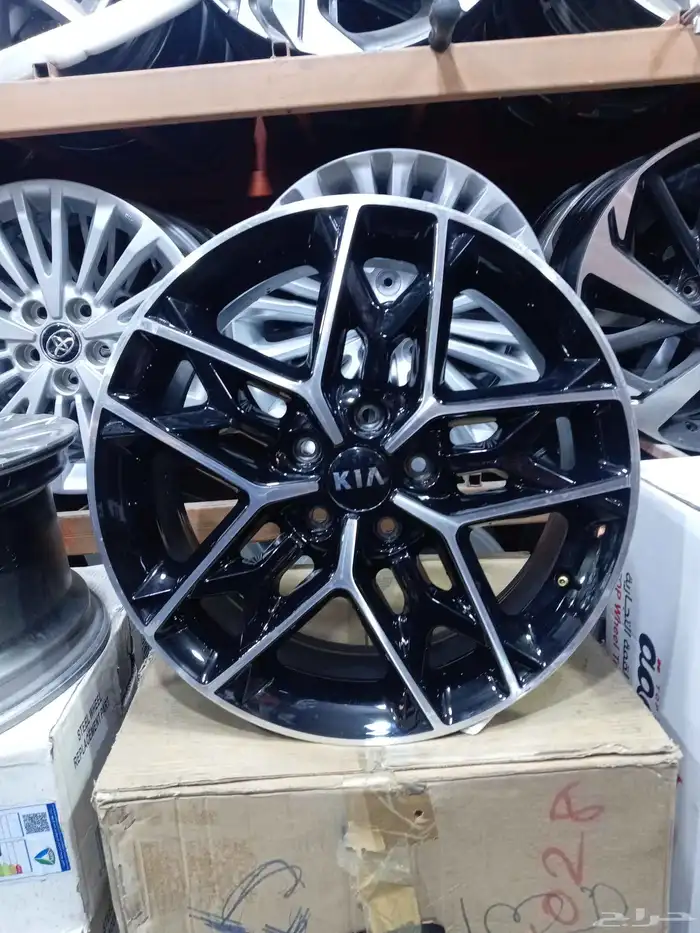 جنوط كيا اوبتيما موديل 2021 مقاس 18 اصلي وكاله 0