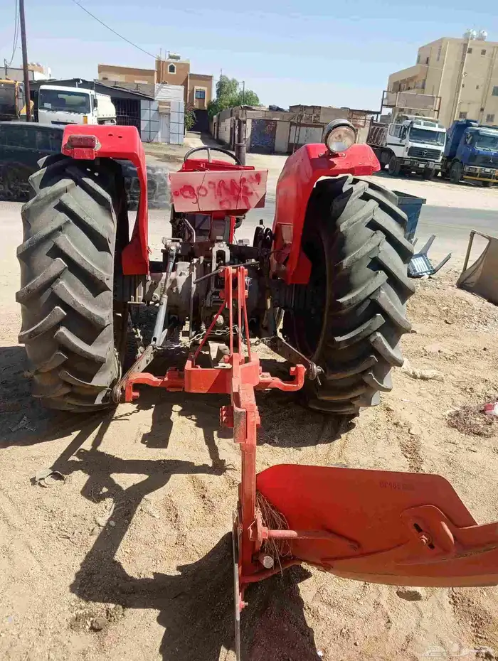 حراثه للايجار بالساعه وادي بن هشبل 1