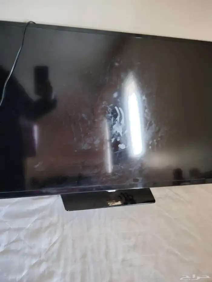 اجهزه للبيع وكذلك السرير 1