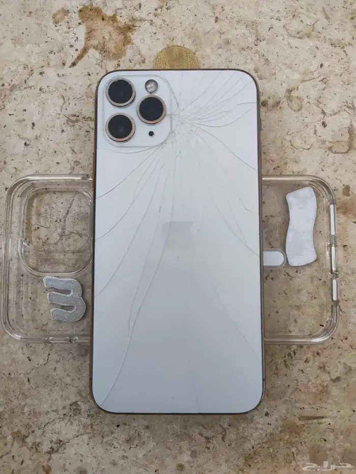 iphone 11 pro 64gb للبيع او البدل 2