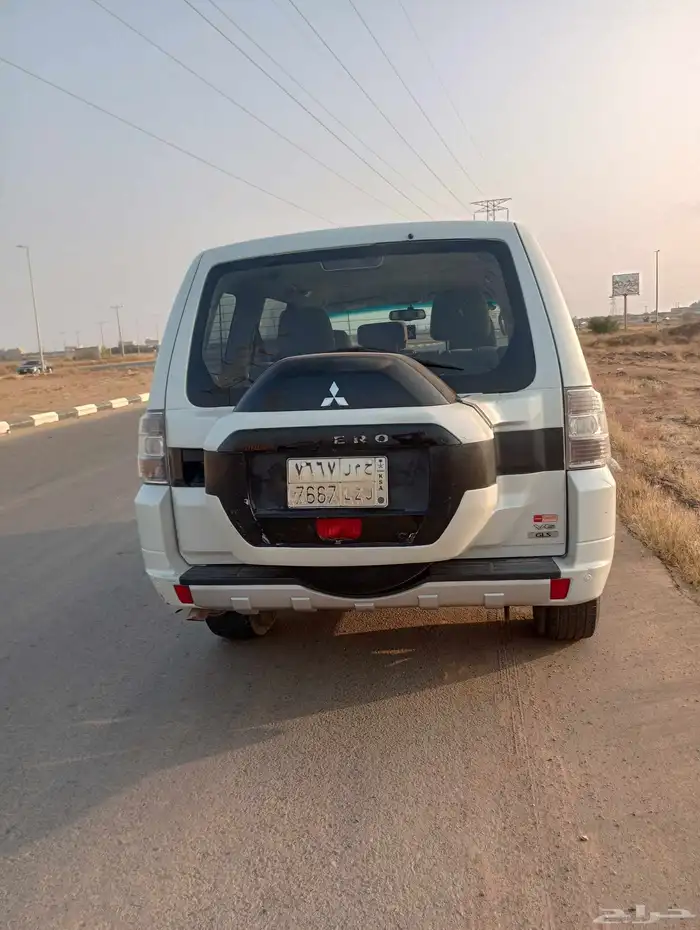 موستبيشى باجيرو 2016 3