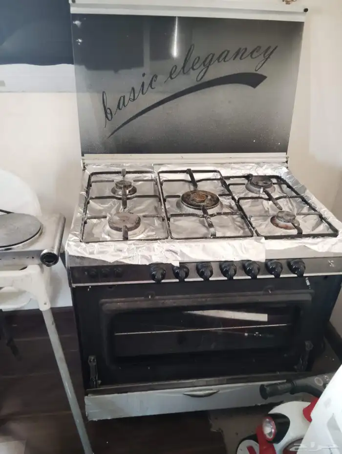 اجهزه للبيع وكذلك السرير 3