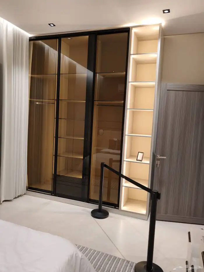 تفصيل غرف ملابس خزائن مبتكره 23