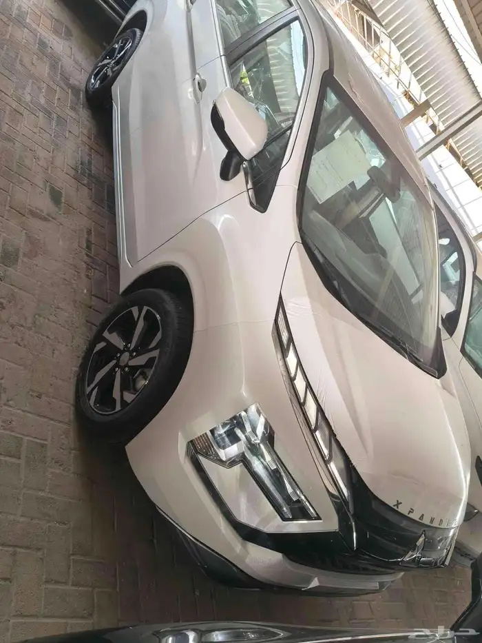 متسوبيشي اكسباندر هاي لاين 2025 الحق العرض قبل نفاذ الكمية 0