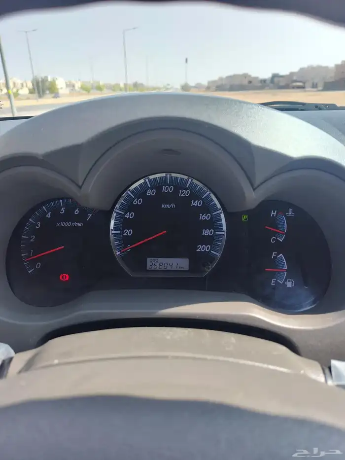 للبيع فورتشنر 2012 4 سلندر دبل 3