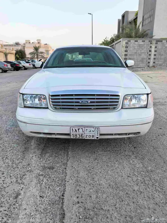 للبيع فورد موديل 1999 5