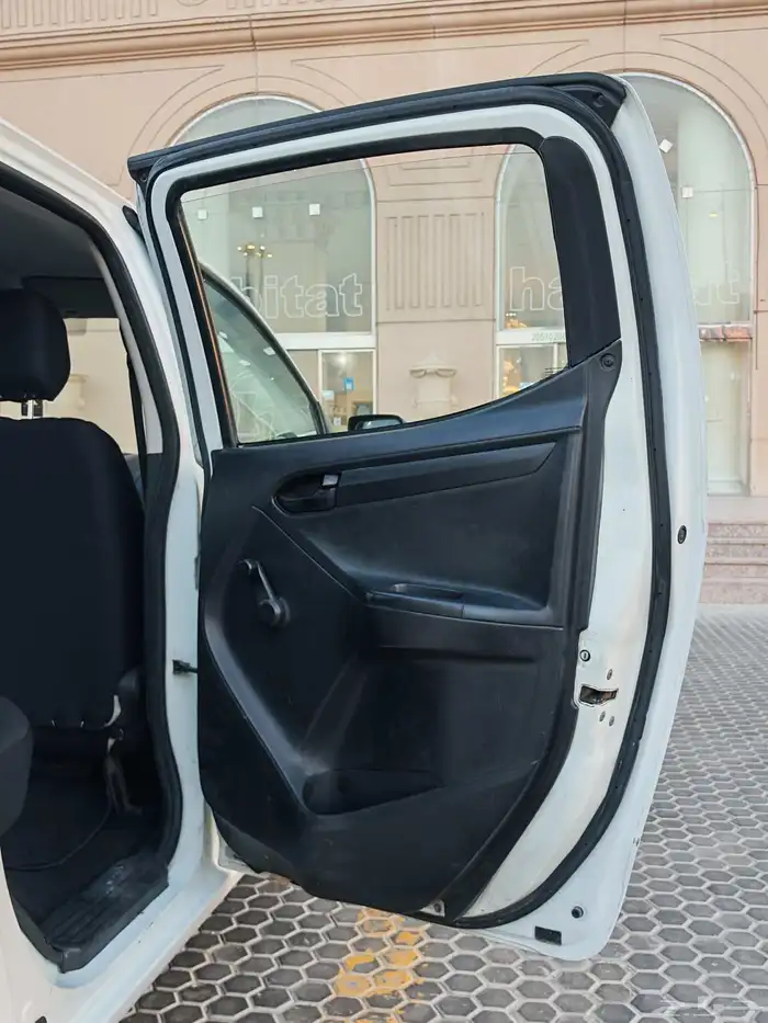 ايسوزو ديماكس 2014 ديزل منوه المستخدم 35