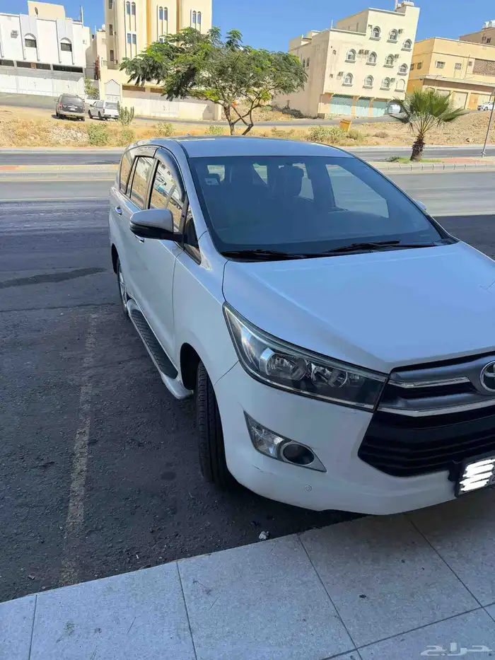 تويوتا انوفا 2018 0