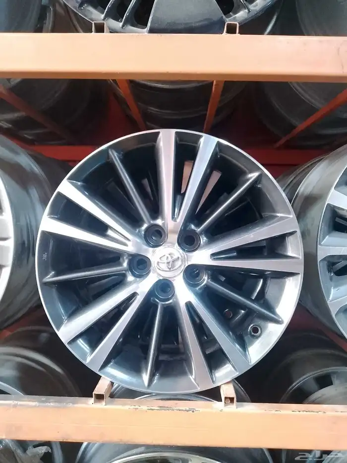 جنوط كورولا موديل 2017 مقاس16 اصلي وكاله 3