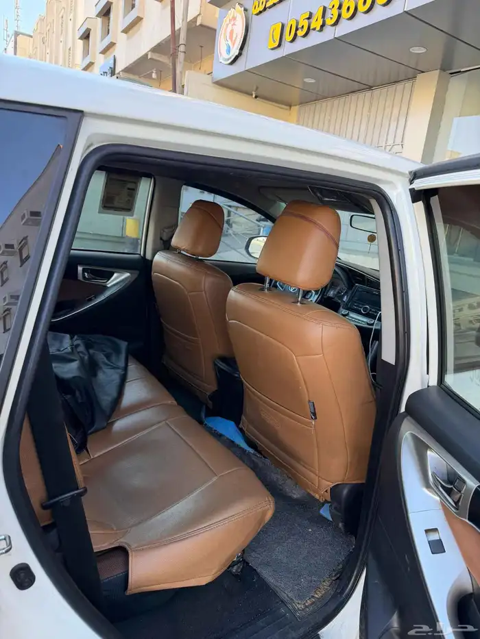 تويوتا انوفا 2018 5